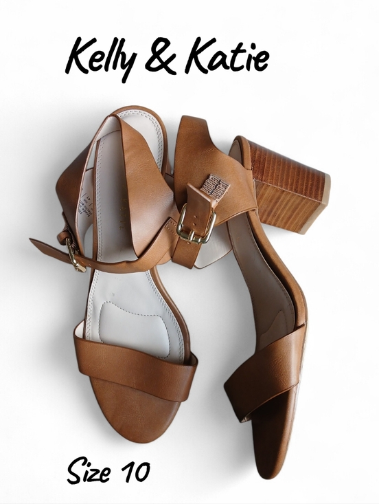 Kelly & Katie Shoes - Kelly & Katie Women's Size 10 Brown Tan Block Heel Sandals